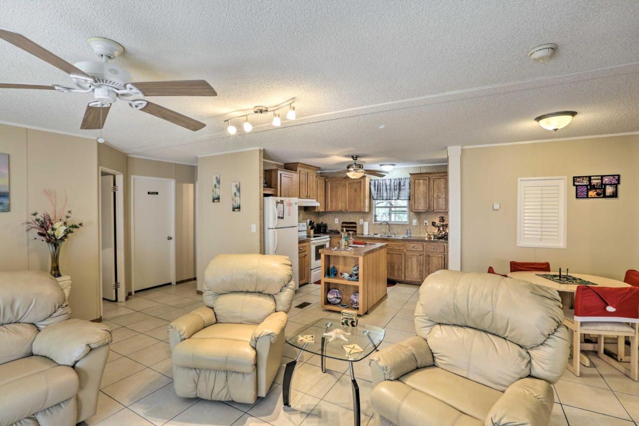 Keaton Beach Escape With Hot Tub 2 Mi To Shore Perry Exterior photo