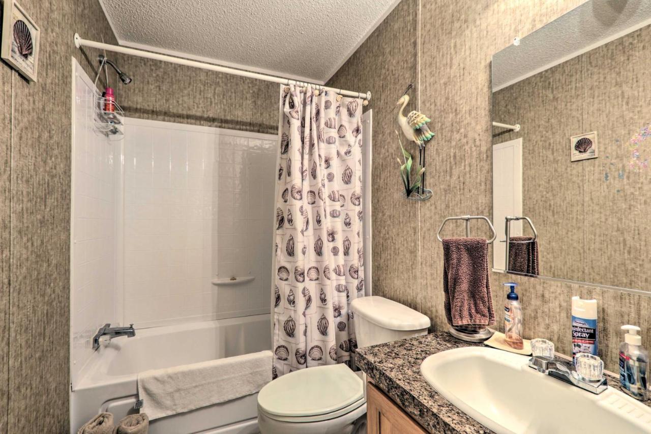 Keaton Beach Escape With Hot Tub 2 Mi To Shore Perry Exterior photo