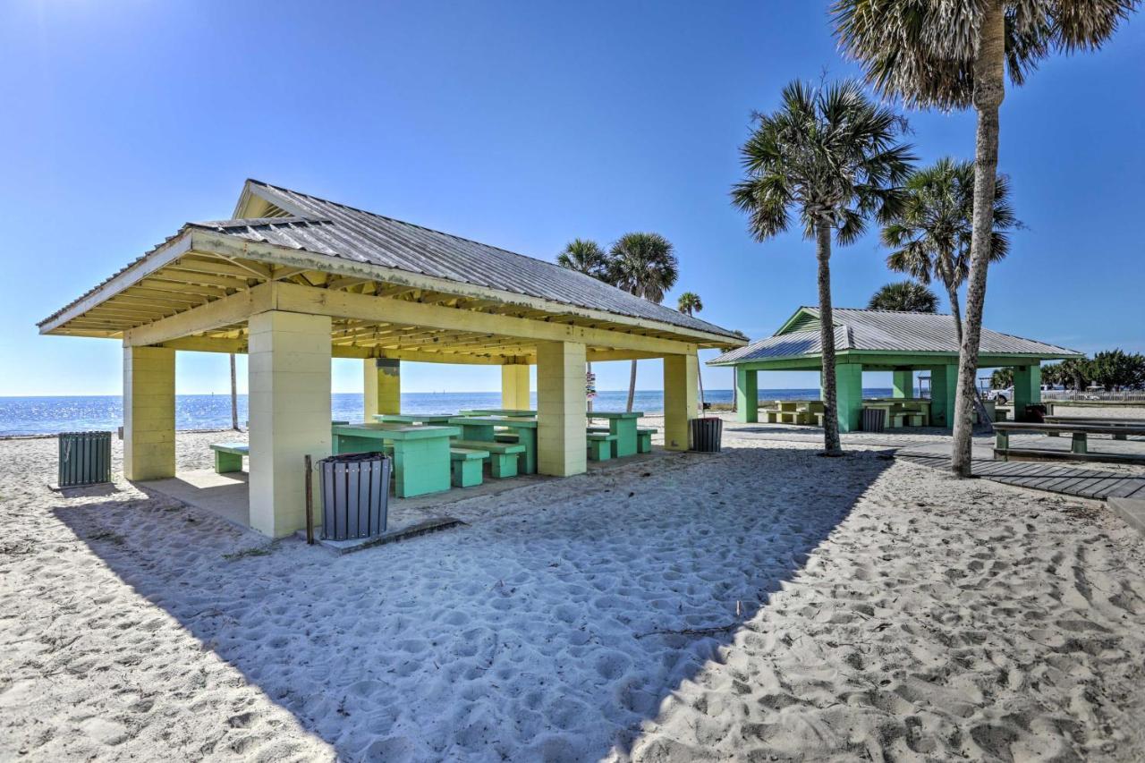 Keaton Beach Escape With Hot Tub 2 Mi To Shore Perry Exterior photo